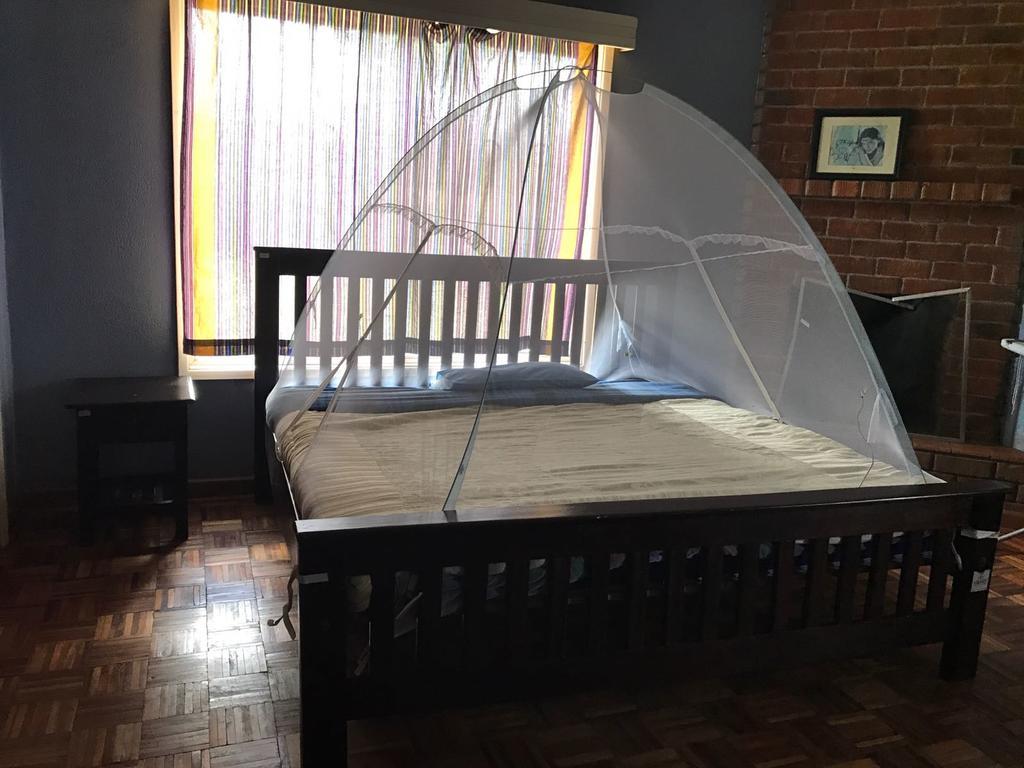 Teule Guest House Oloitokitok 外观 照片