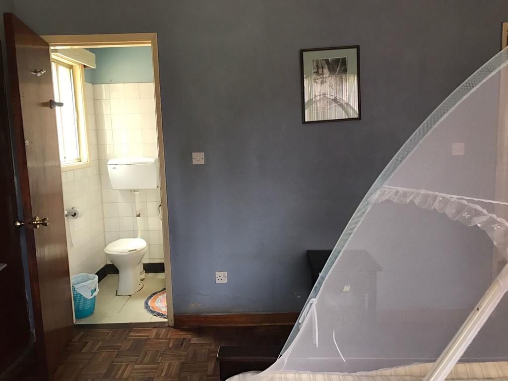 Teule Guest House Oloitokitok 外观 照片